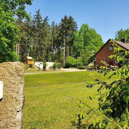 Familienfreundliche Ferienwohnung Soltau Ngoại thất bức ảnh