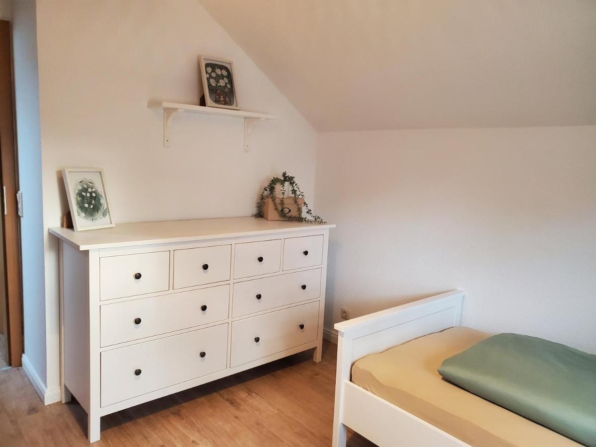 Familienfreundliche Ferienwohnung Soltau Ngoại thất bức ảnh